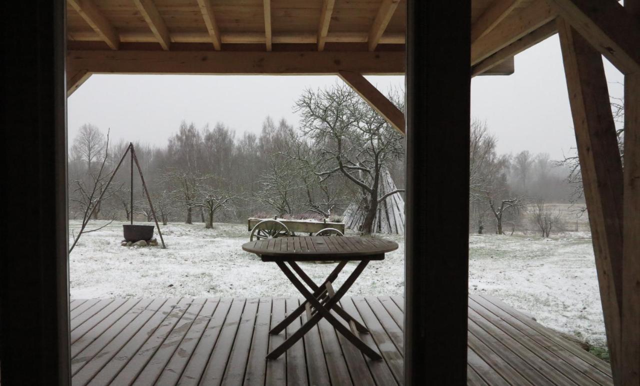 Mednieki Kalvene Casa de hóspedes Krusati Exterior foto